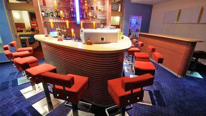 Hotel Slovan 예세니크 외부 사진